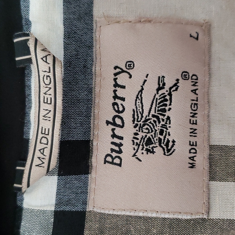 Burberry London Coat - Picture 13 of 16